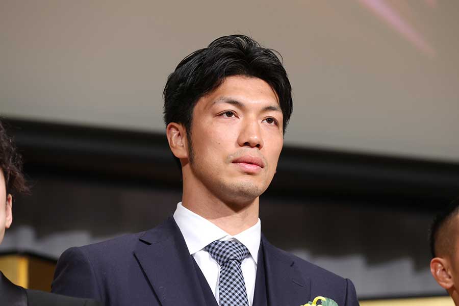 ボクシングの2022年度年間表彰式に出席した村田諒太【写真：高橋学】