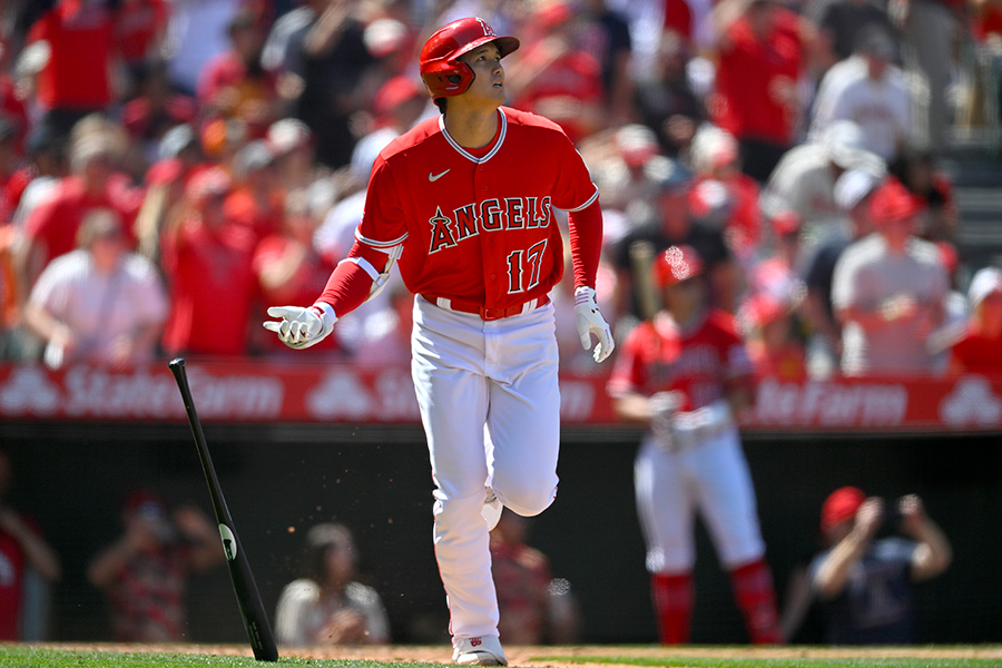 6回の第3打席で今季5号となる右中間本塁打を放ったエンゼルスの大谷翔平【写真：Getty Images】