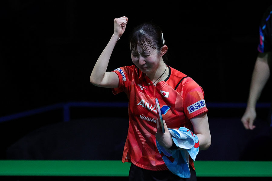 卓球の世界選手権女子シングルスでメダルを確定させた早田ひな【写真：Getty Images】