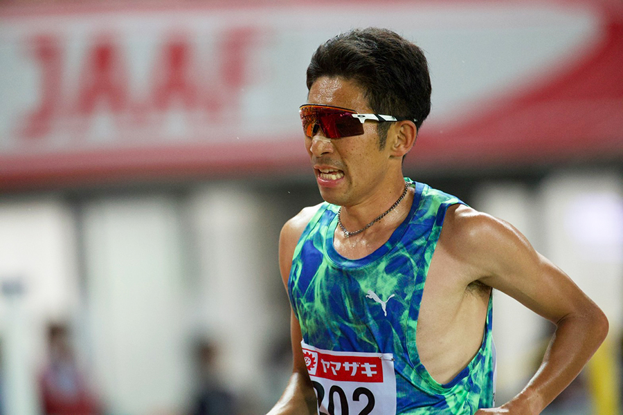 男子5000メートル決勝で力走する上野裕一郎【写真：奥井隆史】