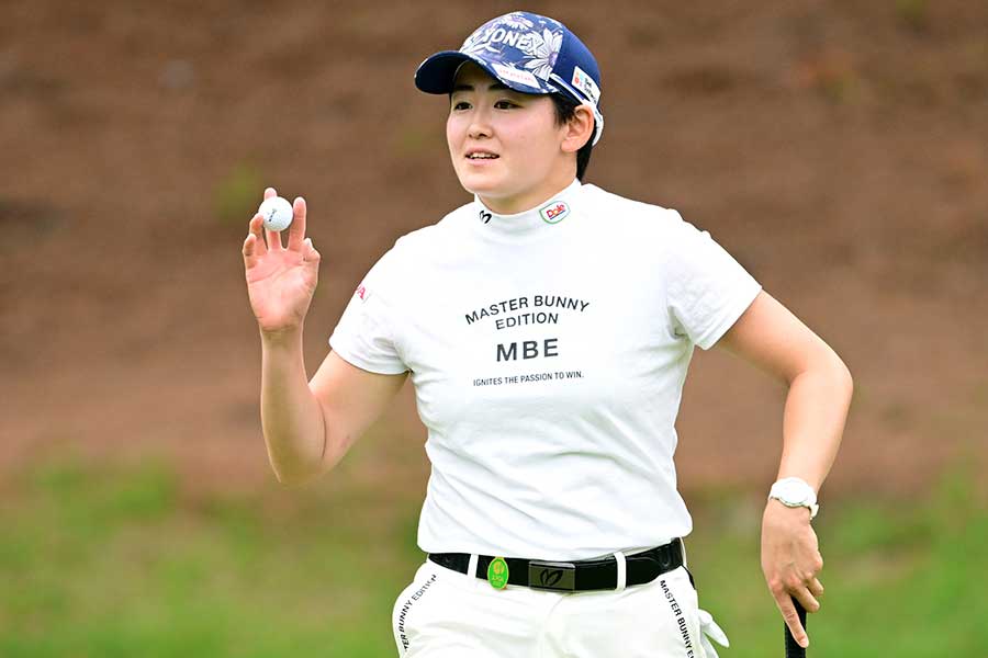 宮里藍サントリーレディス第3日に出場した岩井明愛【写真：Getty Images】