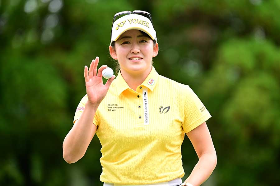 宮里藍 サントリーレディスオープン、大会記録の通算23アンダーで優勝した岩井千怜【写真：Getty Images】