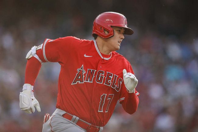 大谷翔平、完全ボール球粉砕25号で年間52発ペース！ 米記者仰天「この