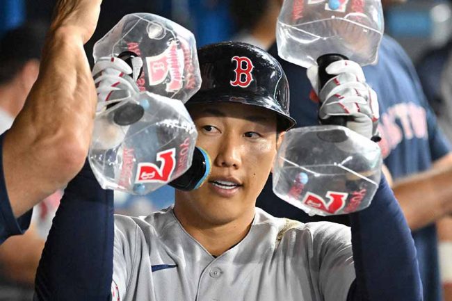 吉田正尚、身長173cmでも135m飛ばした特大9号に米感嘆「セクシー