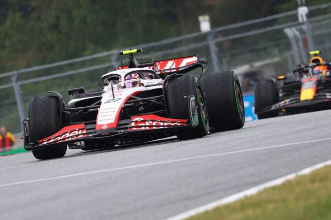 F1マシンが「本当に飛んでいた」 タイヤ交換直後の緊急停止に広がる 