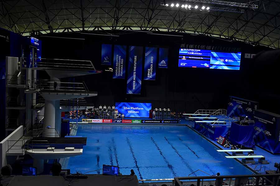 世界水泳福岡に出場している海外選手と力士の取組に反響が集まっている【写真：Getty Images】