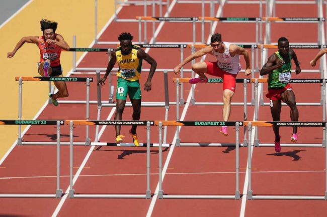 世界陸上、日本選手に不運 他選手が転倒→走路ふさがれ失速、110m障害