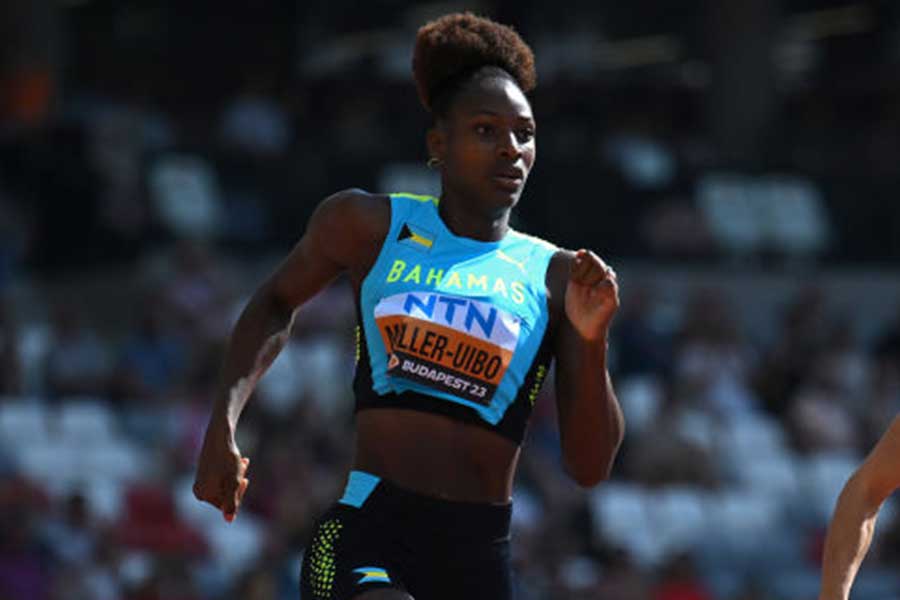 女子400メートル予選で疾走するショーナ・ミラーウイボ【写真：Getty Images】