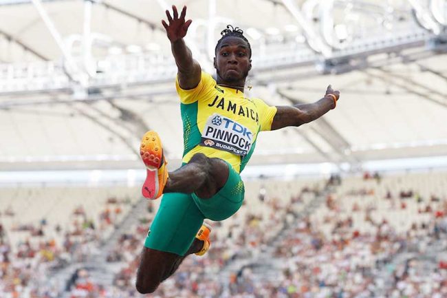 走り幅跳びで伝説カール・ルイス級の大ジャンプ8m54に海外驚愕「鳥肌