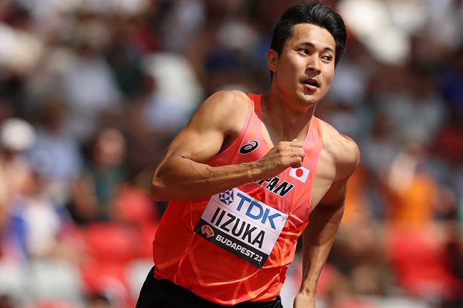 世界陸上・男子200メートルで走る飯塚翔太【写真：Getty Images】