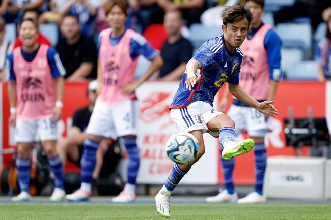久保建英、GK泣かせの無回転ミドルに驚きの声 得点直結「取りやすい