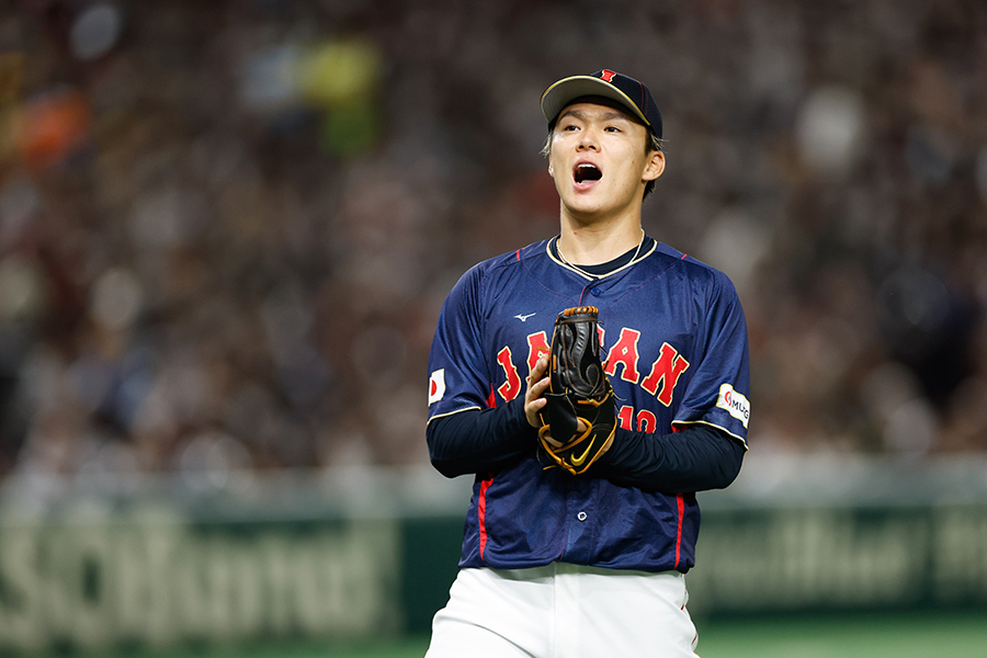 山本由伸に米大リーグから熱い視線【写真：Getty Images】