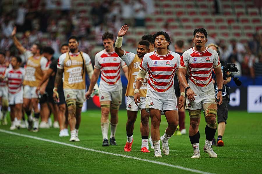 ラグビーW杯、イングランドに敗れた日本【写真：イワモトアキト】