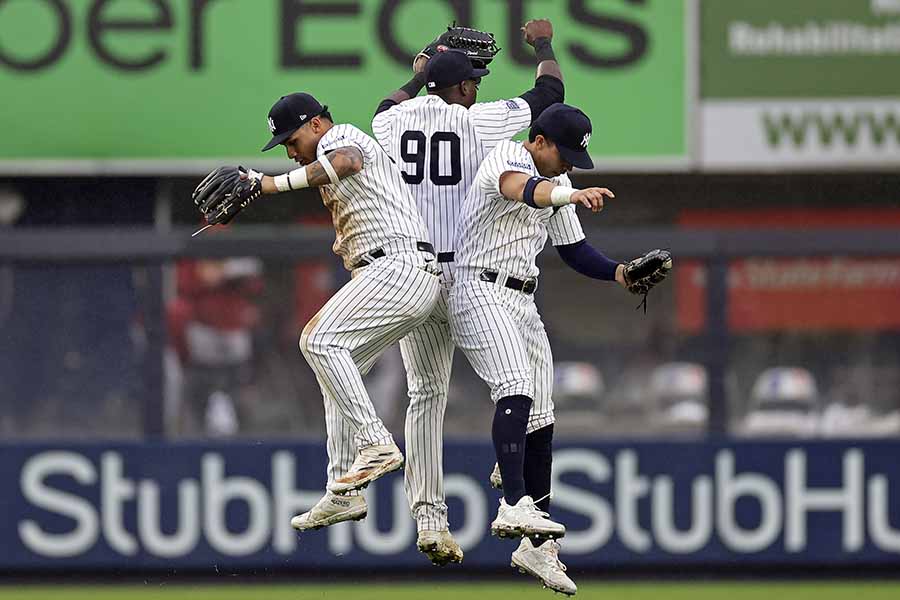 ヤンキースは本拠地最終戦に勝利も、客席には衝撃の光景が広がった【写真：Getty Images】
