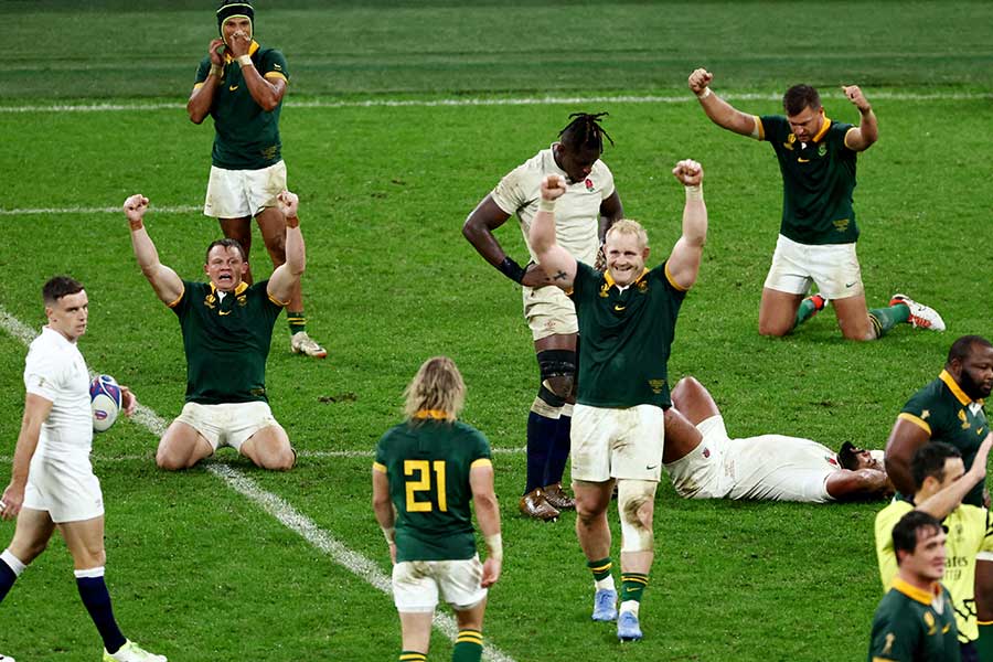 試合終了の瞬間に歓喜する南アフリカの選手たち【写真：ロイター】