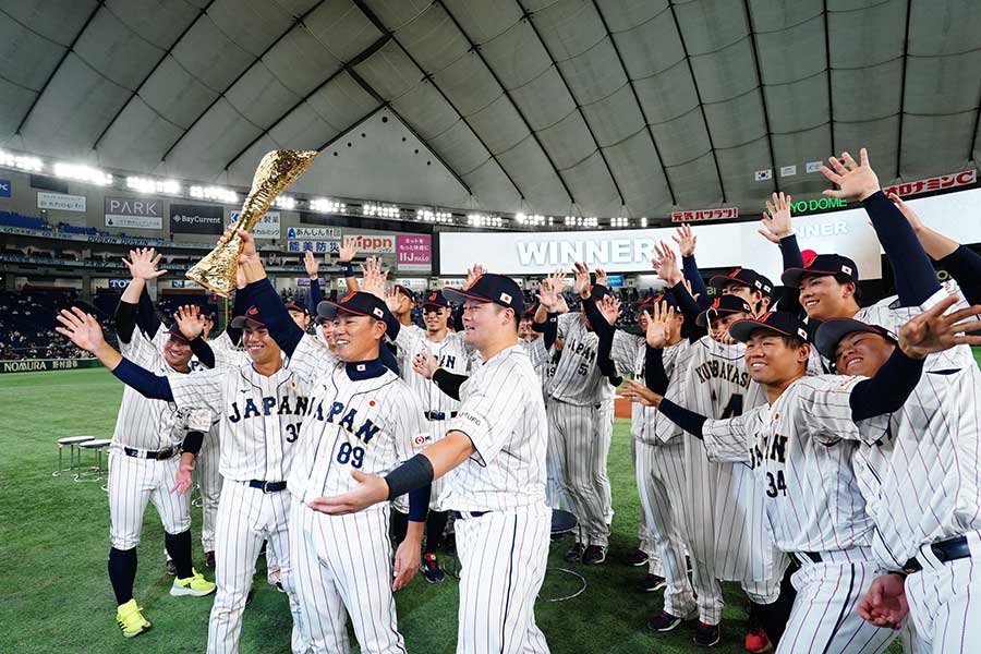 アジアプロ野球チャンピオンシップで優勝した侍ジャパン【写真：荒川祐史】