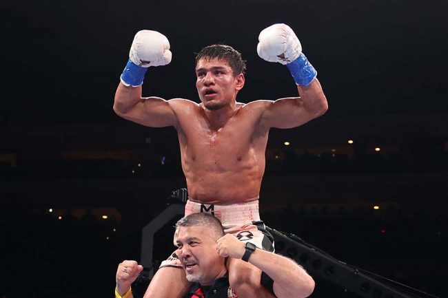 プロ格ヒーローズ　井上尚弥VSムロジョンアフマダリエフ　ボクシングフィギュア プロ格ヒーローズ 井上尚弥VSムロジョンアフマダリエフ