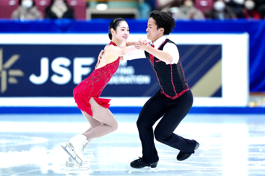 全日本選手権SPに出場した長岡柚奈、森口澄士組【写真：矢口亨】