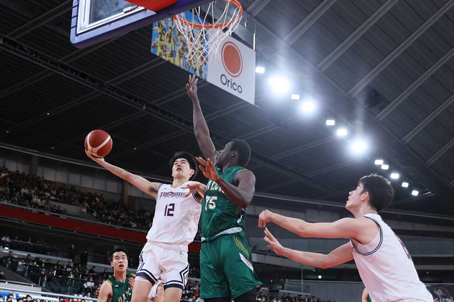 ウインターカップ男子決勝、福岡第一と福岡大大濠が対戦した【写真提供：日本バスケットボール協会】