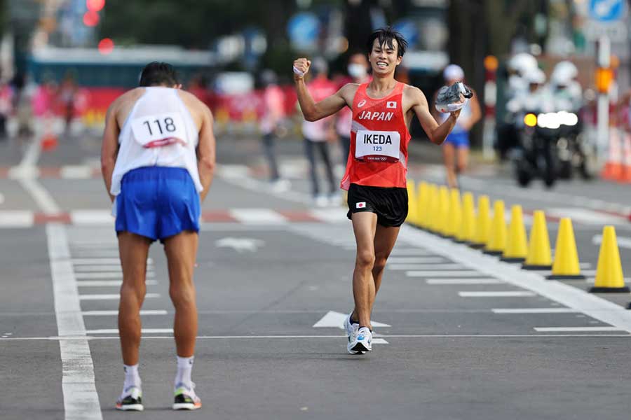 教え子の1人である池田向希は2021年の東京五輪男子20キロ競歩で銀メダルを獲得した【写真：Getty Images】