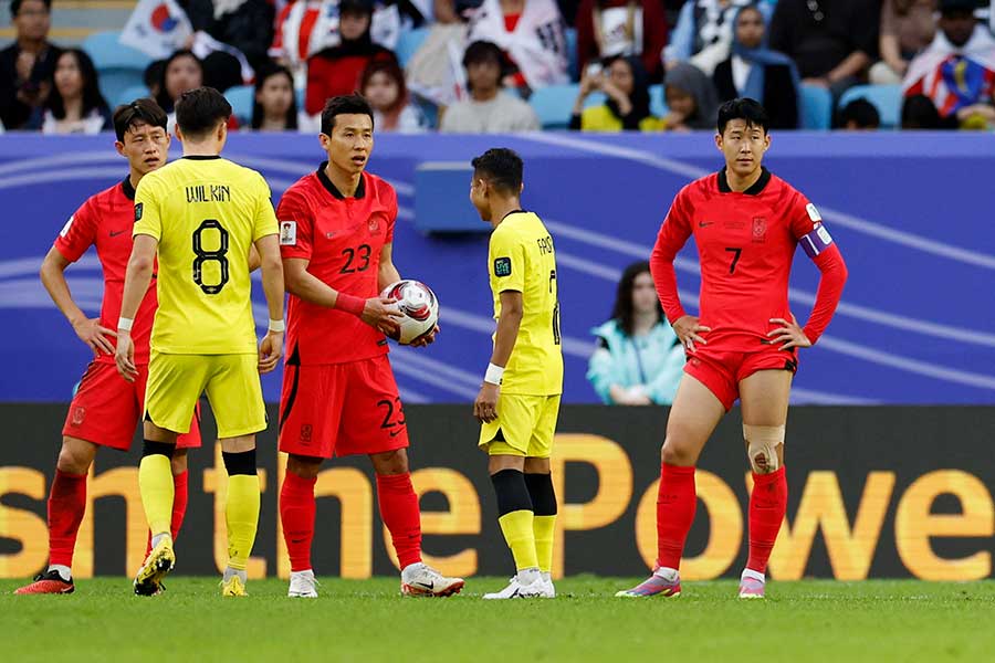 アジアカップ、マレーシアと引き分けた韓国代表【写真：ロイター】