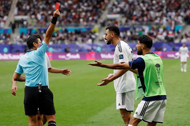 イラク逆転弾のFWがまさかの退場 得点パフォーマンスで2枚目イエロー