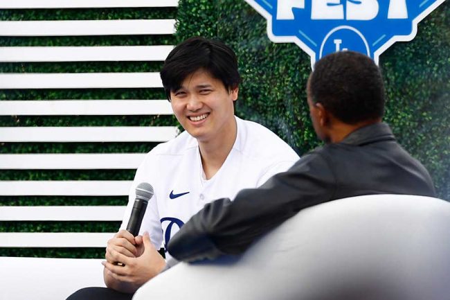 ド軍ファンの前に現れた大谷翔平を前後左右取り囲んだ男に日本人注目