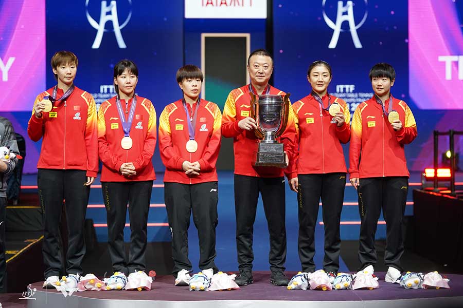 世界卓球団体戦で金メダルを獲得した中国女子【写真：ワールドテーブルテニス提供】
