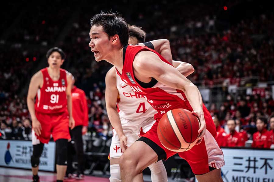中国戦、24得点をマークしたバスケ日本の馬場雄大【写真：（C）FIBA】