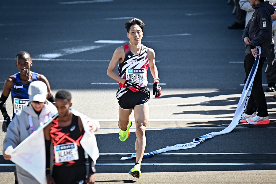 日本人選手トップでゴールするも代表内定条件の設定タイムに届かなかった西山雄介【写真：中戸川知世】