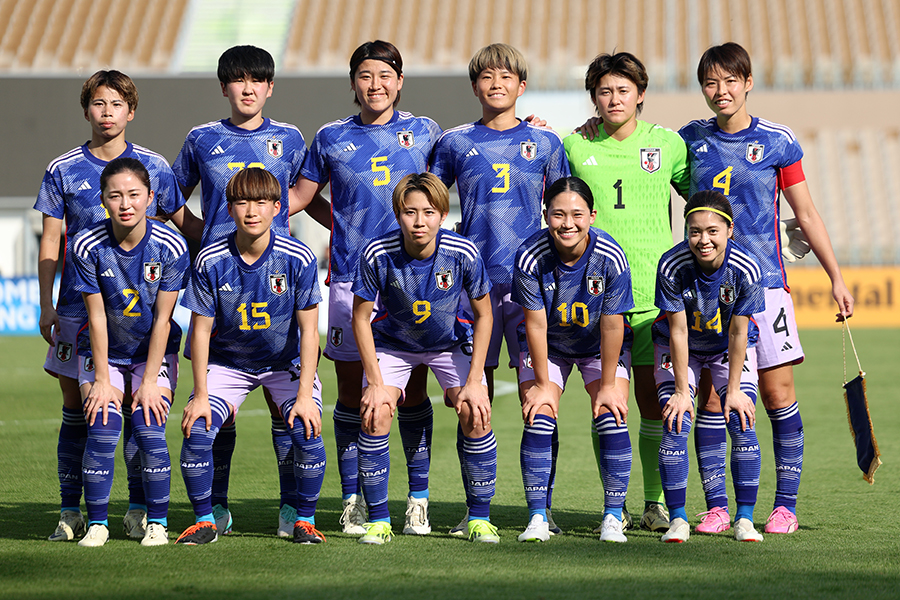 海外サッカー界で表紙に採用された日本人女子選手が話題を集めている【写真：Getty Images】