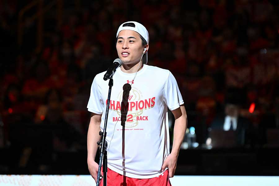 MVPに選出された千葉ジェッツ・富樫勇樹【写真提供：日本バスケットボール協会】