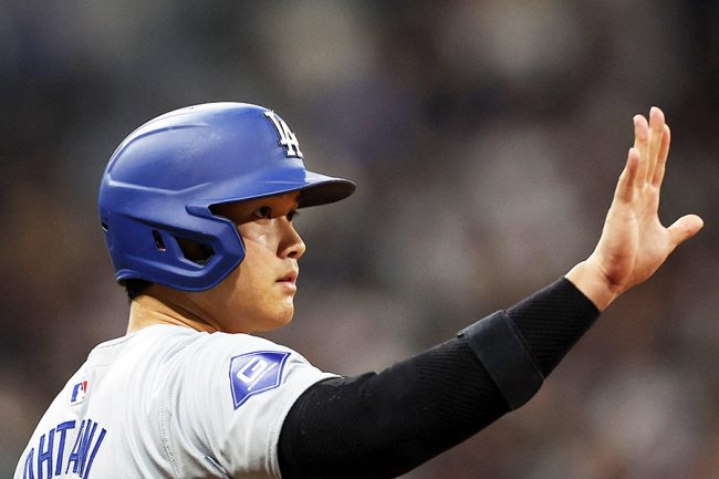 大谷翔平に「花嫁のマミコも声援を送っています」 初安打に歓喜の