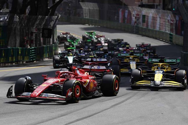 F1マシンが4.5億円超の損害、衝撃クラッシュでカメラマンも巻き添えに