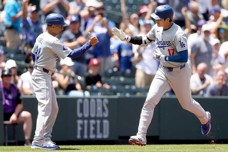 ロッキーズ戦、21号の先頭打者弾を放ったドジャースの大谷翔平【写真：Getty Images】