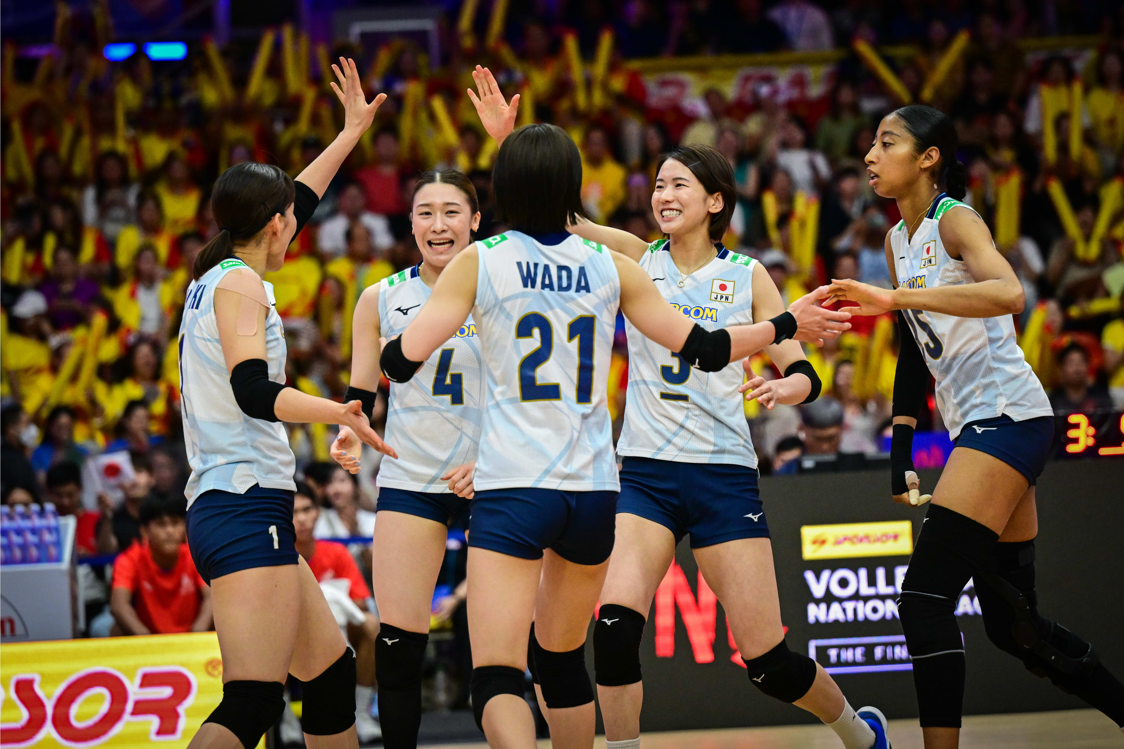 ネーションズリーグで準優勝した女子日本代表【写真：VNL提供】