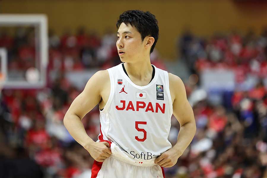 オーストラリア戦に出場した男子日本代表の河村勇輝【写真：Getty Images】