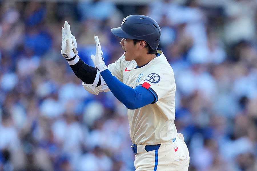 ブルワーズ戦で28号HRを放ったドジャースの大谷翔平【写真：ロイター】