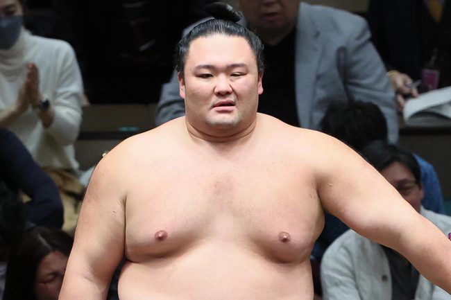 大相撲中継で騒然、ハイパーレスキューも出動した朝乃山の負傷シーンに心配の声「大きいって大変」 | THE ANSWER