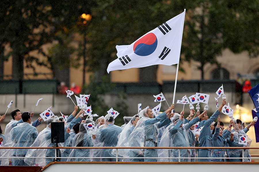 開会式に入場した韓国選手団【写真：Getty Images】