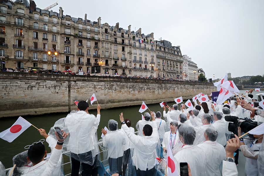 マイケル・リーブス氏が日本選手団の船上から撮影した1枚【写真：2163829291, Michael Reaves, GettyImages】