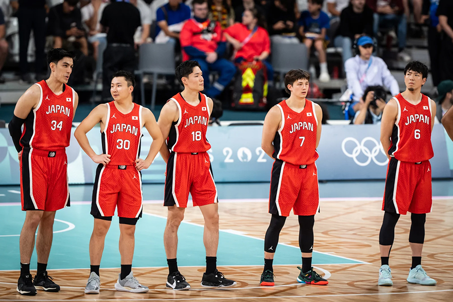 次戦以降、鍵を握るドイツ戦でプレータイムの少なかった2人とは【写真：FIBA提供】