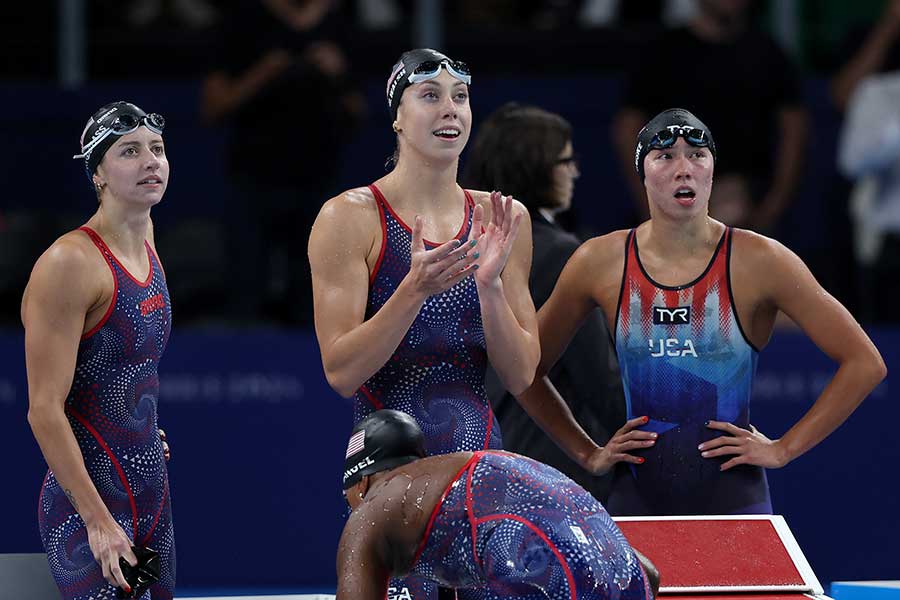 女子400メートルリレーに出場した米国【写真：Getty Images】