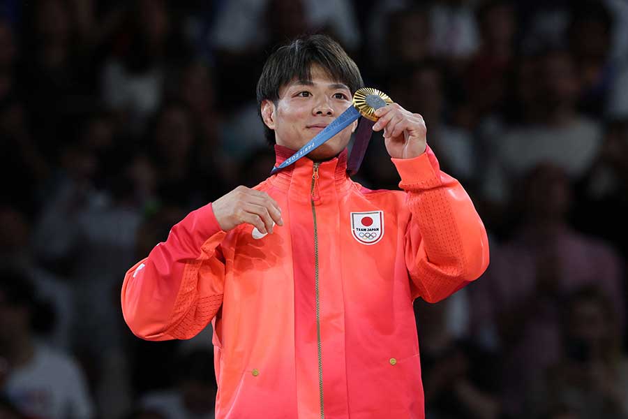 柔道男子66キロ級で優勝した阿部一二三【写真：ロイター】