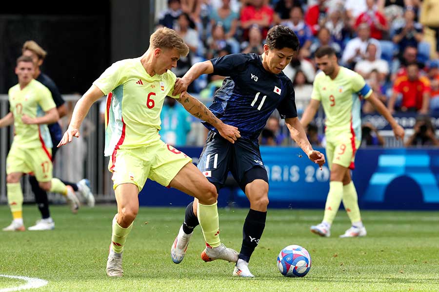 スペイン戦に出場した日本代表の細谷真大【写真：Getty Images】