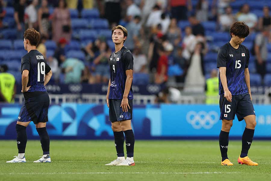 スペインに敗戦したサッカー日本代表【写真：ロイター】