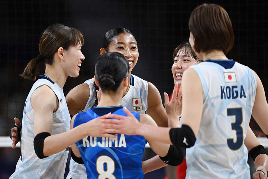 バレーボール女子1次リーグB組最終戦でケニア代表に勝利したバレーボール女子日本代表【写真：ロイター】