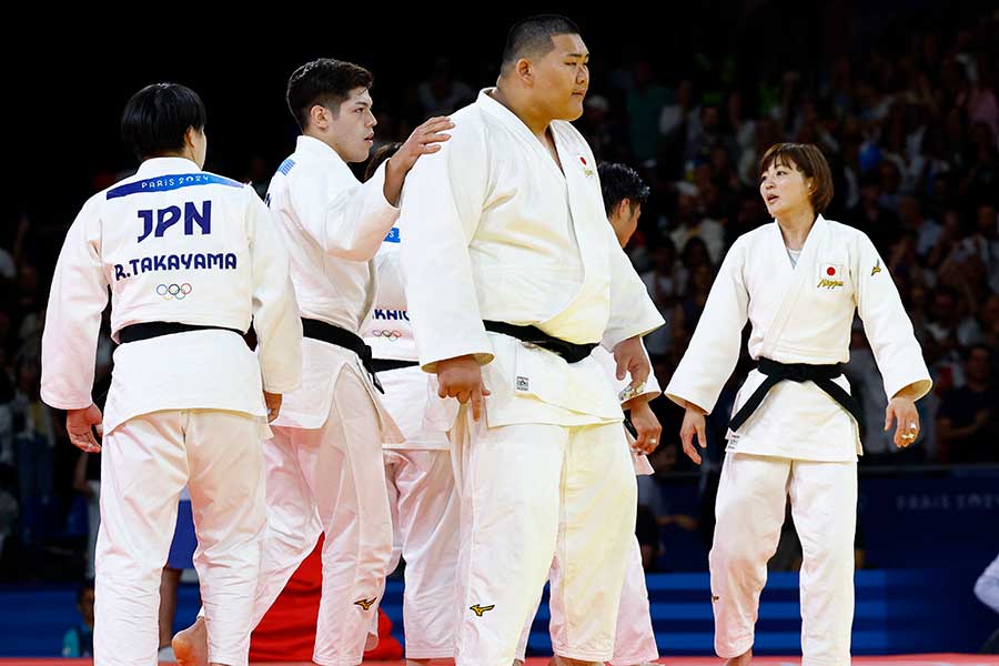 フランスに敗北した柔道日本代表【写真：ロイター】