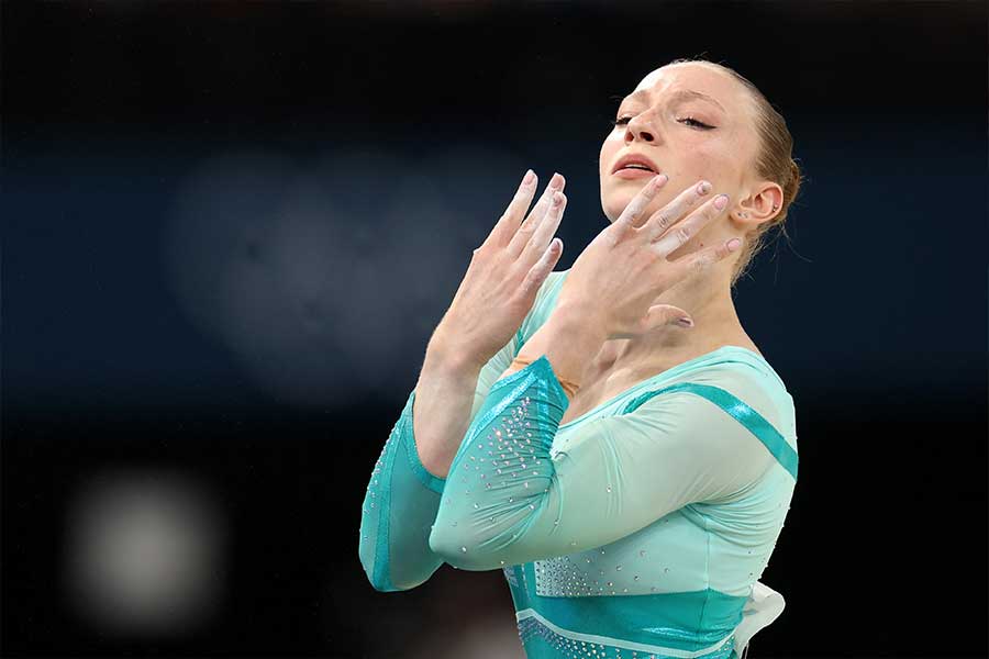 体操女子床決勝に出場したアナ・バルボス【写真：Getty Images】