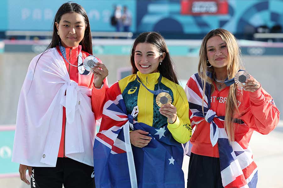 女子パークでは10代半ばの選手が表彰台を独占【写真：ロイター】